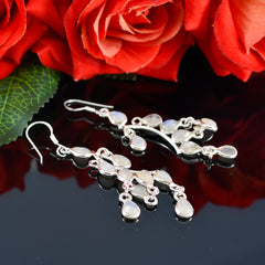 Ji-eun White Dangle Earrings for Fashionable Looks