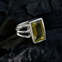 Amanda Trendy Yellow Solitaire Ring