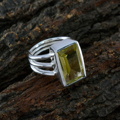 Amanda Trendy Yellow Solitaire Ring