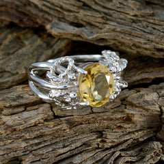 Claire Yellow Solitaire Ring with Elegant Gemstone