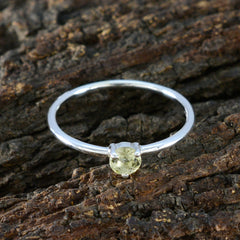 Ines Yellow Solitaire Ring with Elegant Gemstone