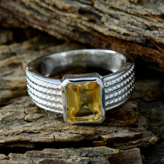 Ayesha Graceful Yellow Solitaire Ring