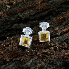 Nova Yellow Solitaire Stud Earrings for Chic Style