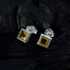 Nova Yellow Solitaire Stud Earrings for Chic Style