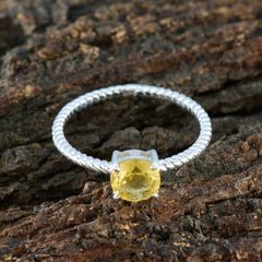 Aisha Yellow Solitaire Twist Ring with Gemstone