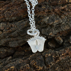 Zoe Plain Pendant Necklace - Chic Everyday Accessory