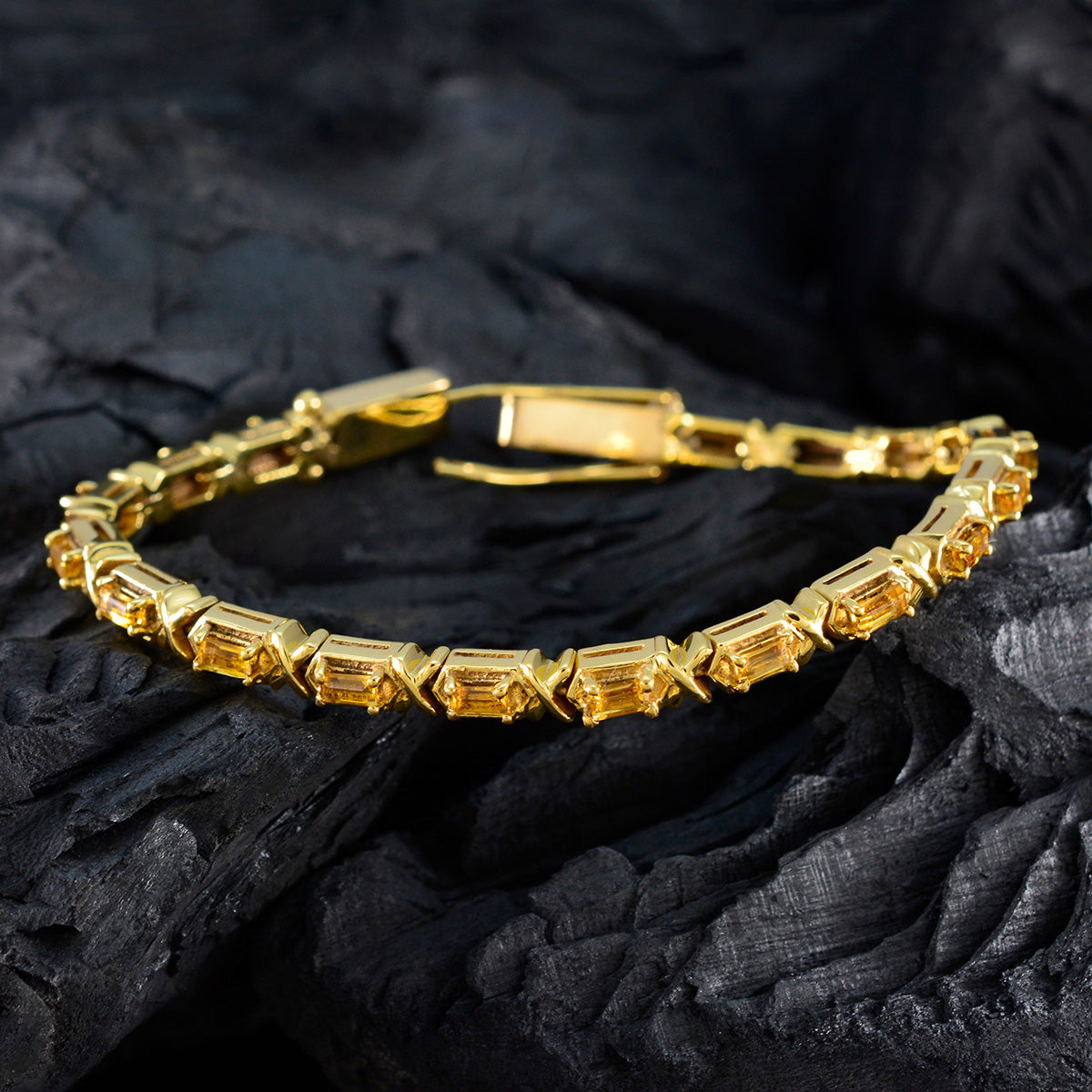 Katharina Happy Eye-catching Yellow Tennis Bracelet
