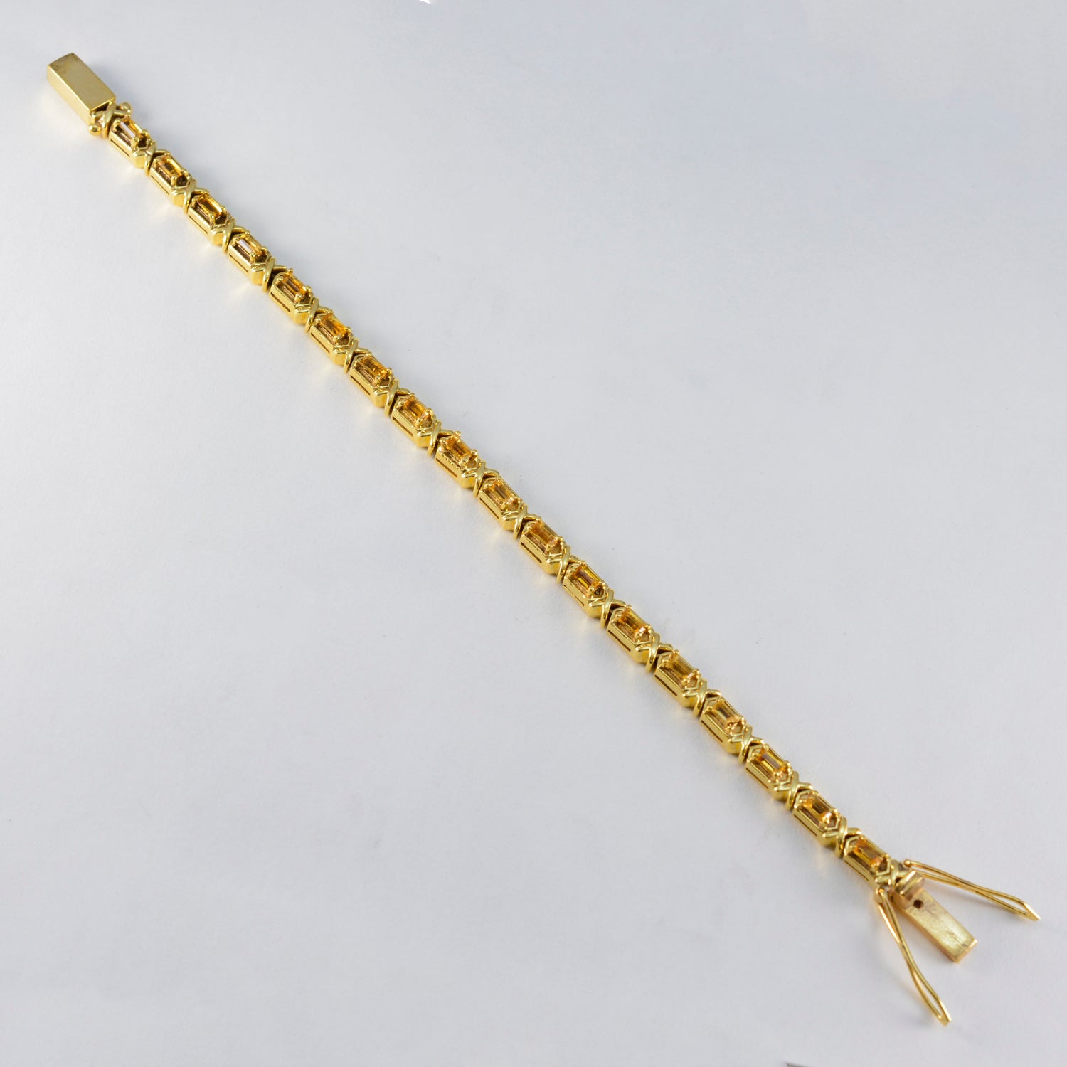 Katharina Happy Eye-catching Yellow Tennis Bracelet