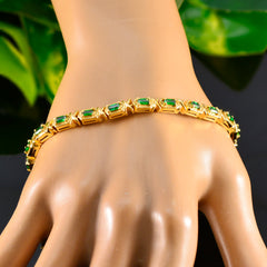 Laura Rakhi Eye-catching Green Tennis Bracelet