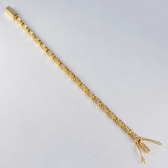 Leah Karwa Chauth Eye-catching Pink Tennis Bracelet