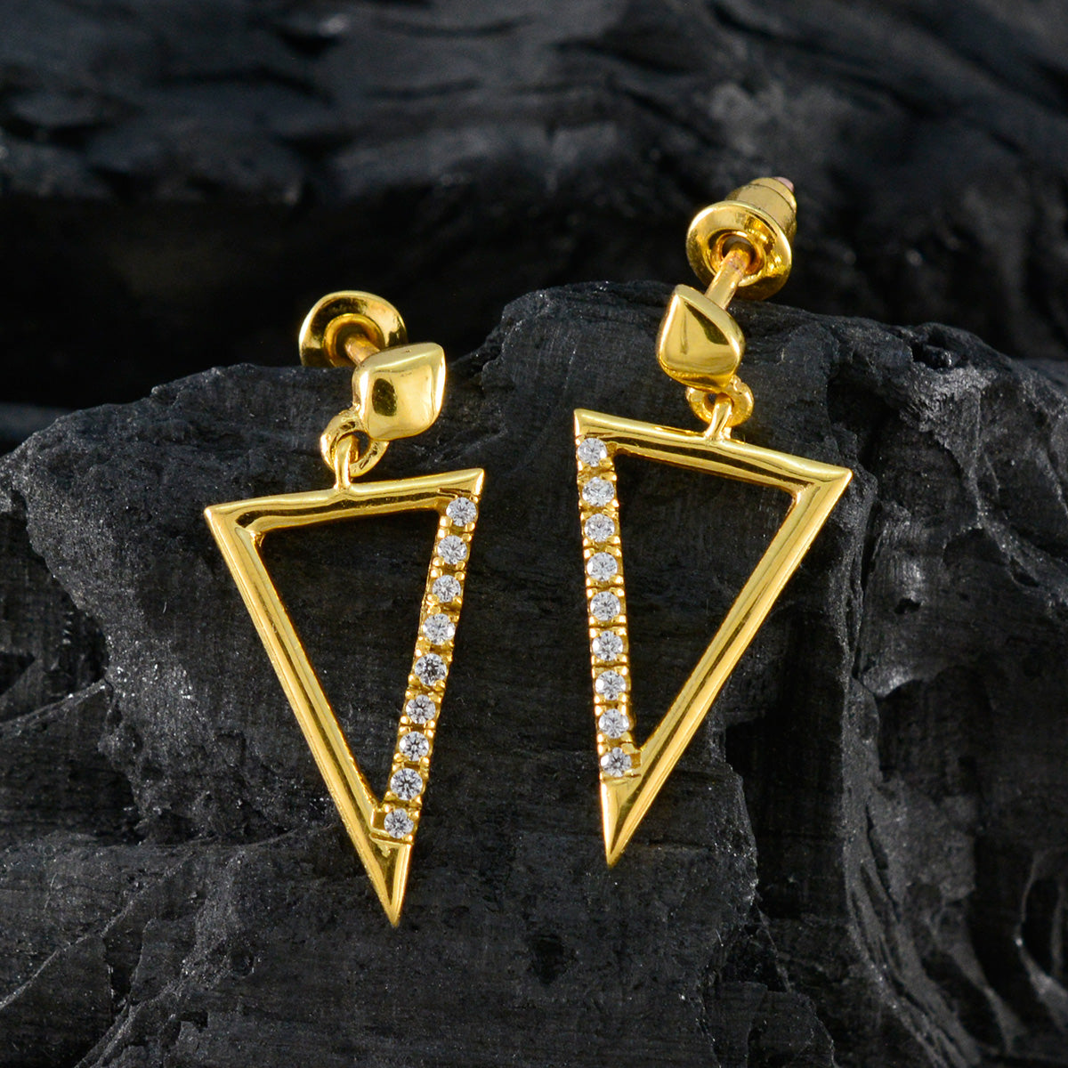 Emma White Dainty multiple Stud Earring