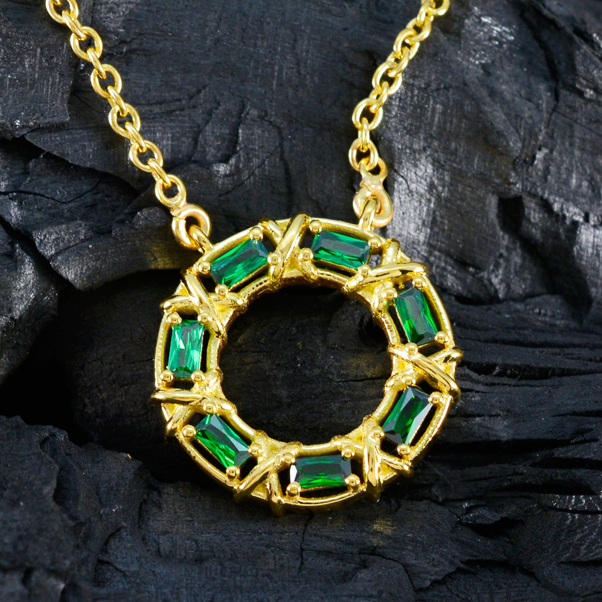 Yasmine Green Glamorous Statement Pendant
