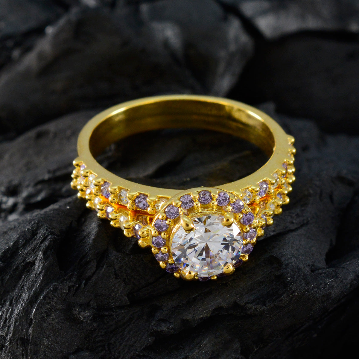 Dewi Love Purple Halo Ring