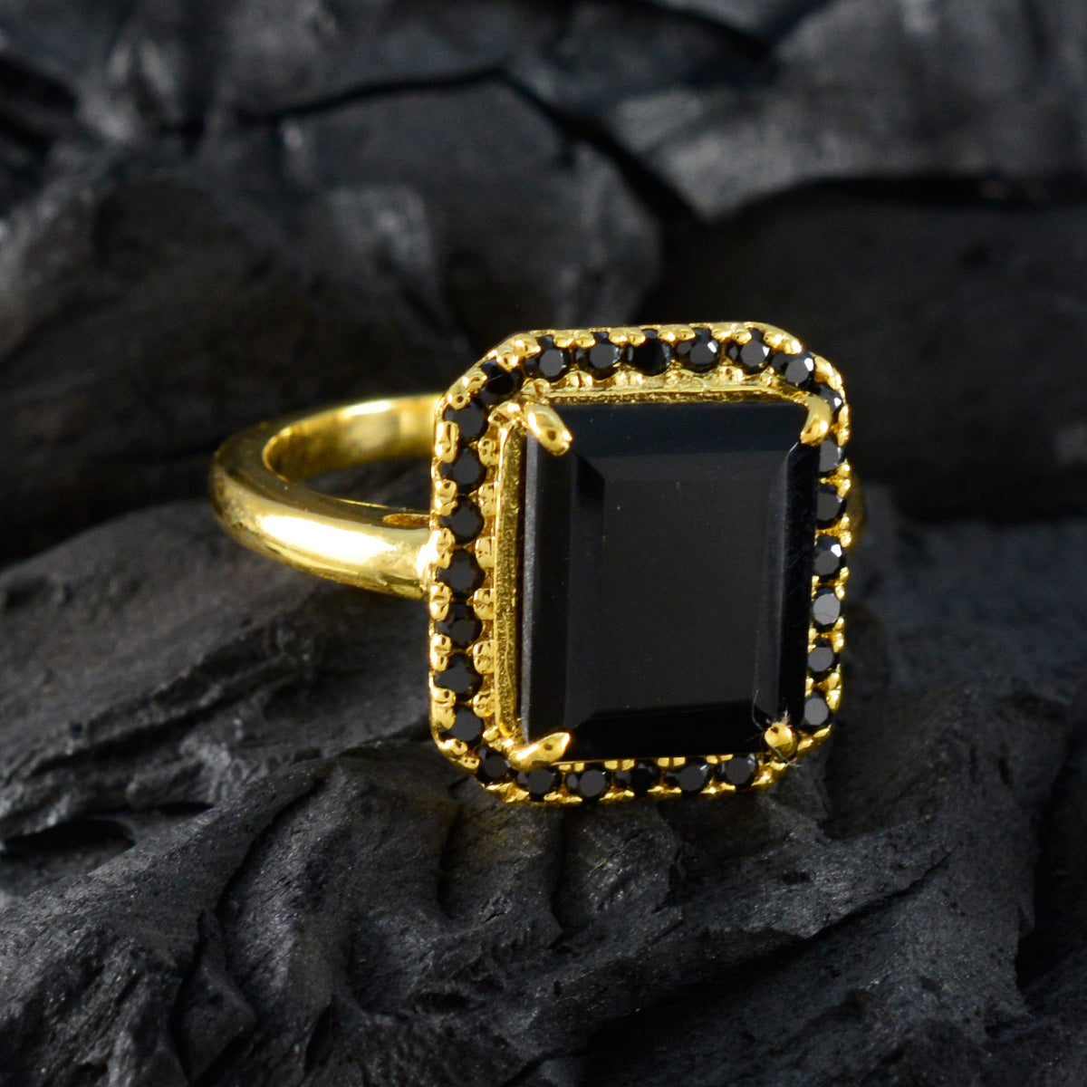 Ayesha valentine Black Halo Ring