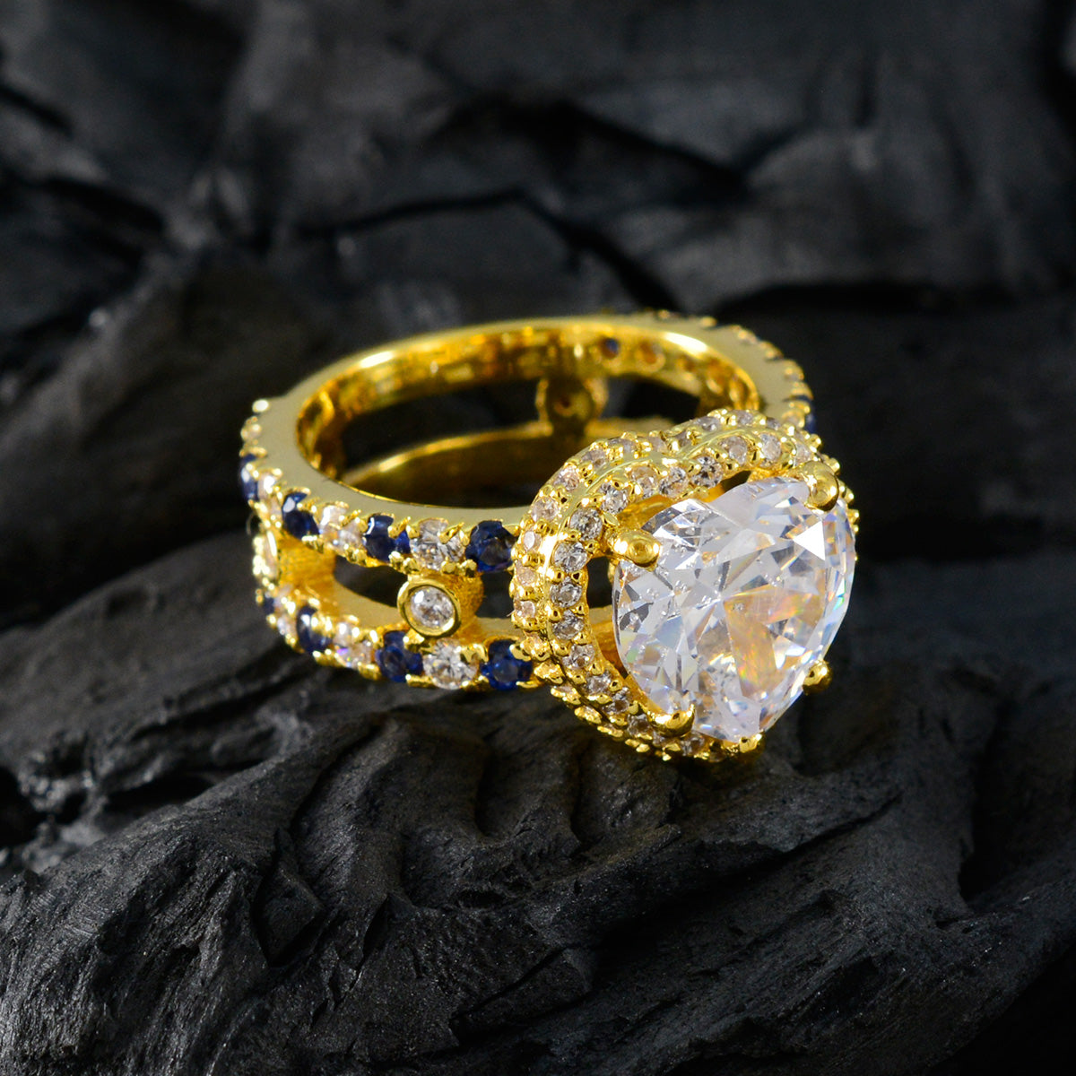 Aiko Heart Blue Halo Ring