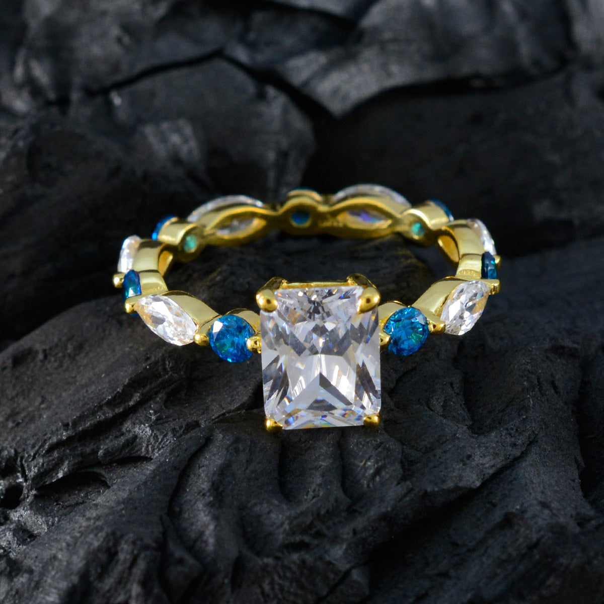 Carla Love Blue multiple Ring