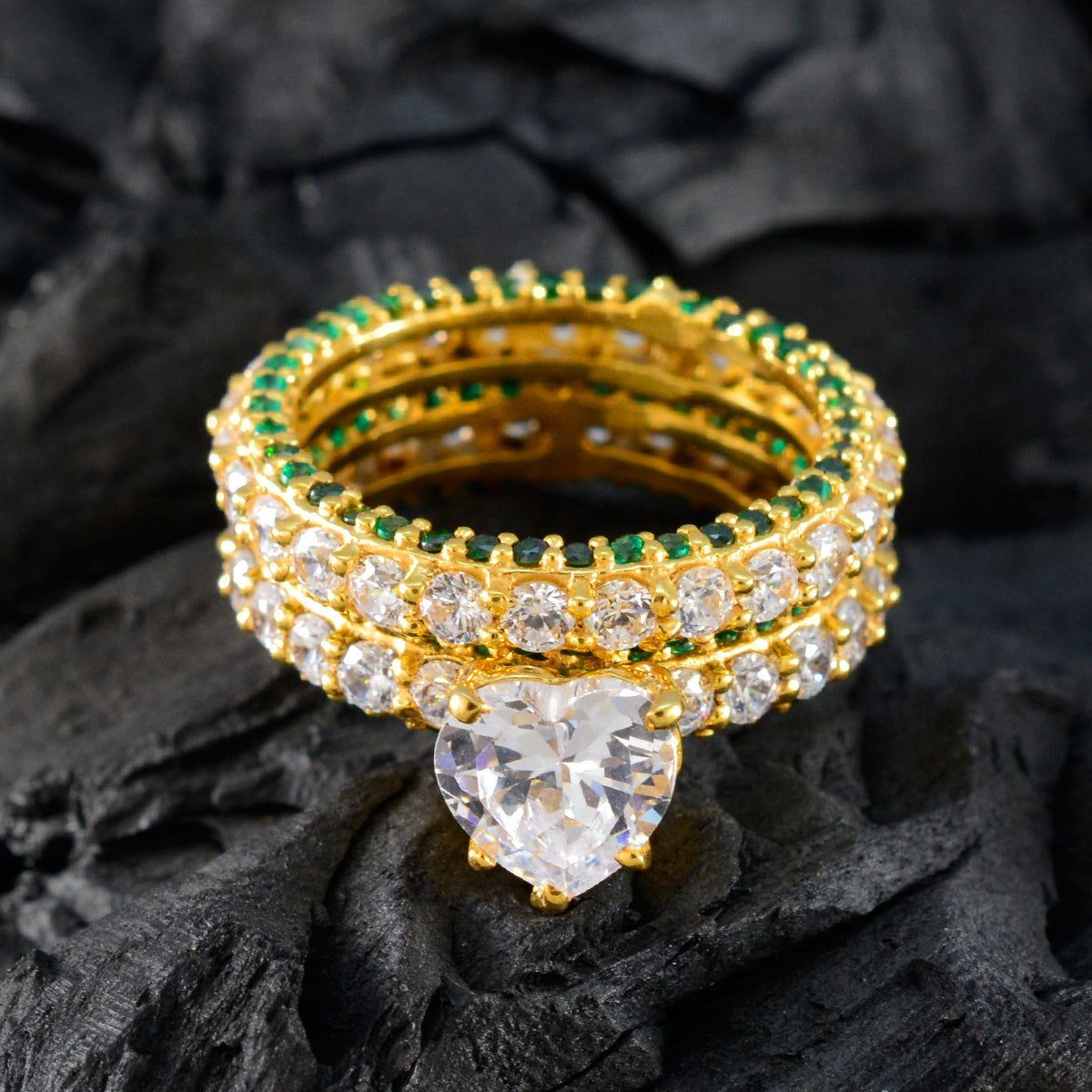 Emilia Love Green Halo Ring