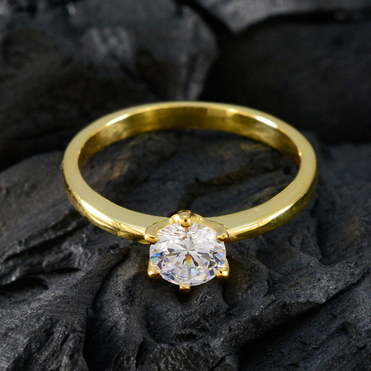 Hina Trendy White Solitaire Ring