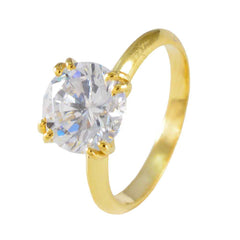 Maria Romantic White Solitaire Ring