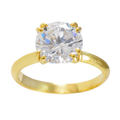 Maria Romantic White Solitaire Ring
