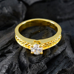 Hua Feminine White Solitaire Ring