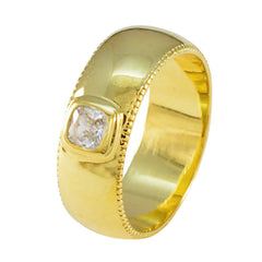 Katarina Luxurious White Solitaire Band