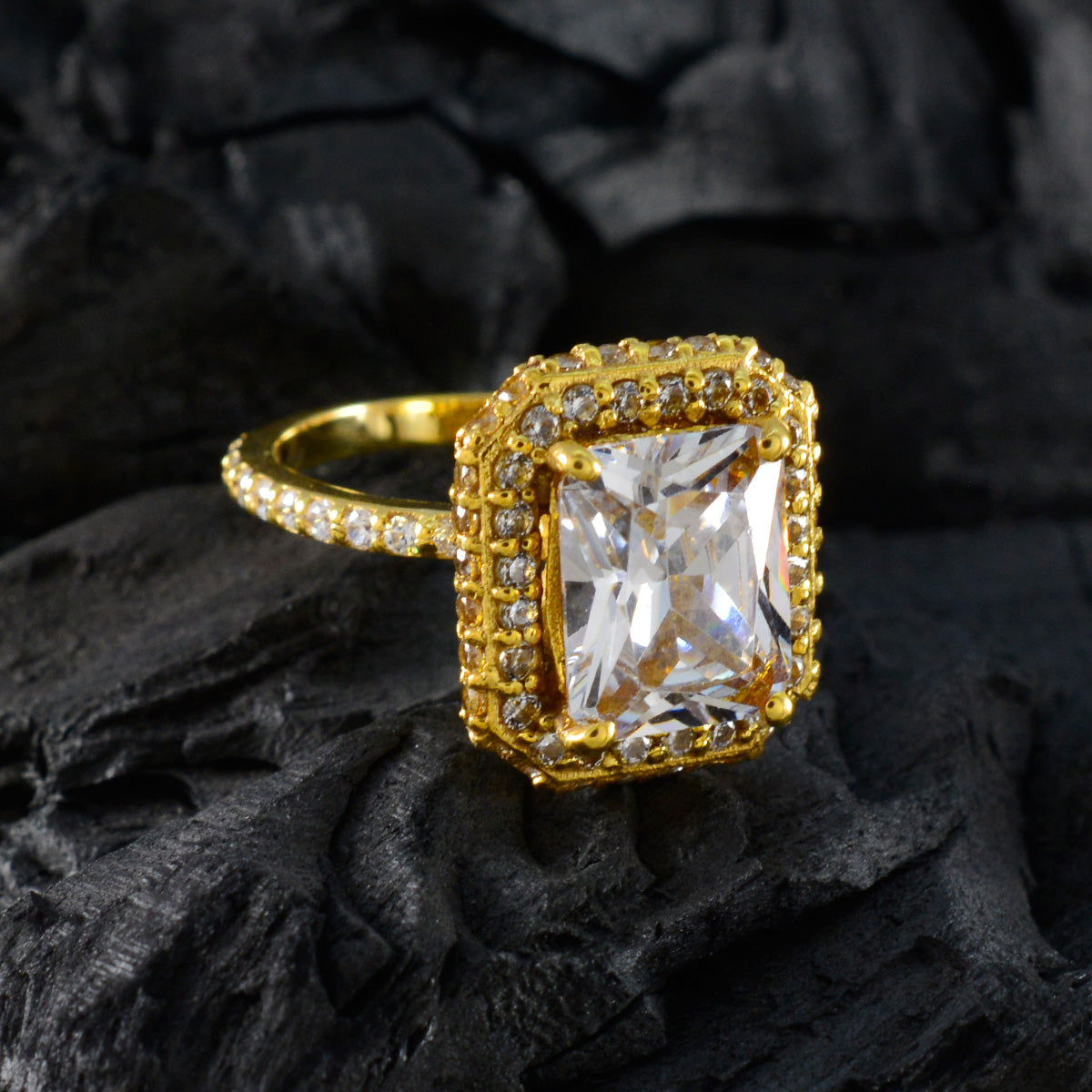 Eun-ji Love White Halo Ring