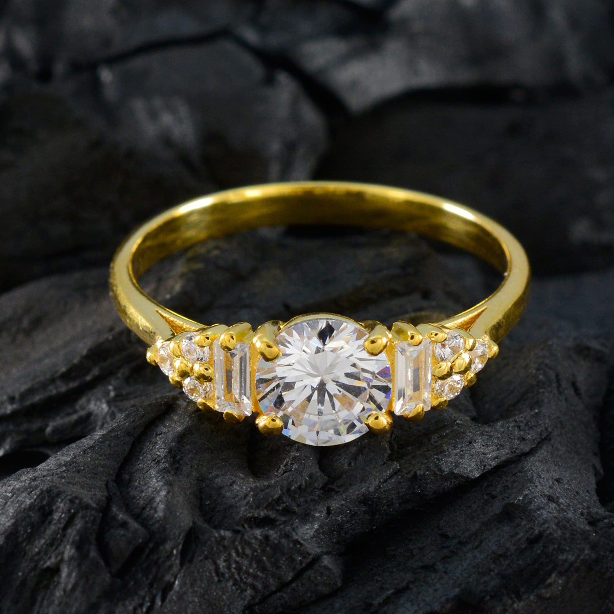 Charlotte Fairytale White Halo Ring