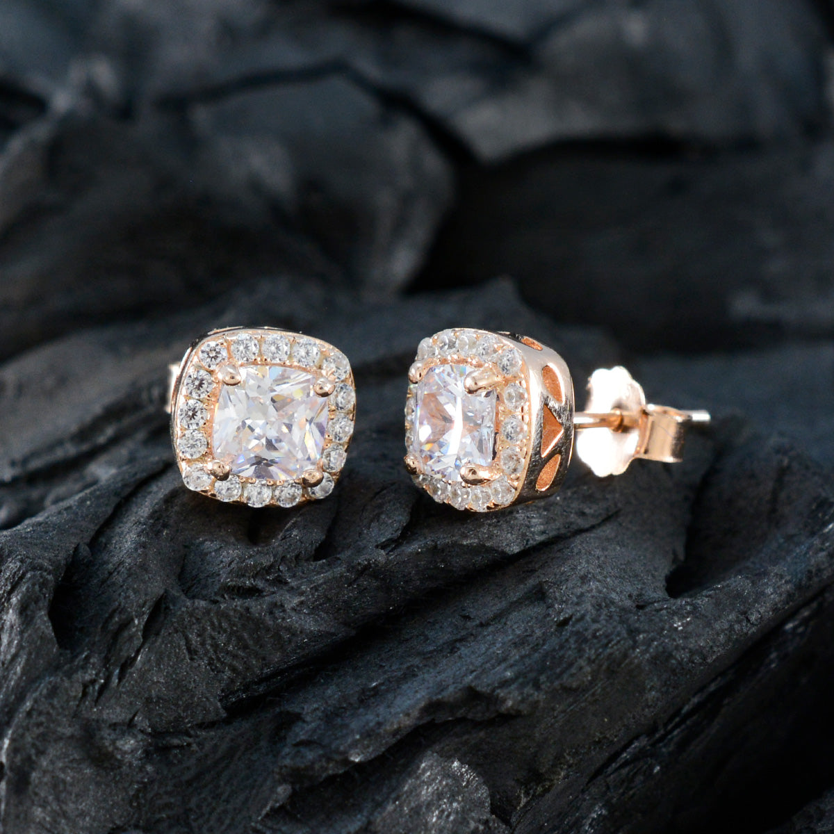 Rosa White Delicate multiple Stud Earring