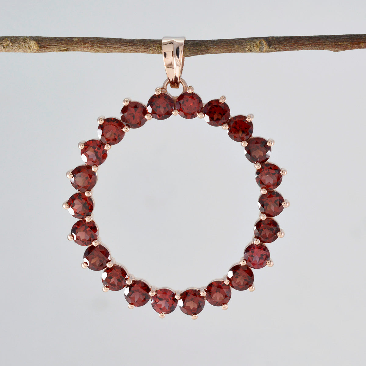 Dayana Red Signet Essential Pendant