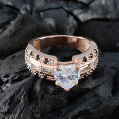 Saanvi Promise Blue Halo Ring