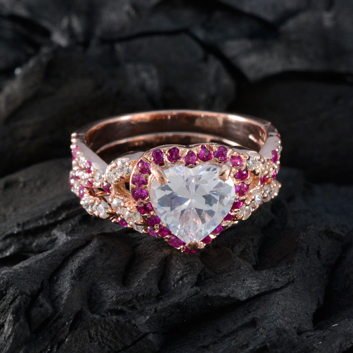 Ava Heart Red Halo Ring