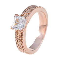 Meera Twist White Solitaire Band