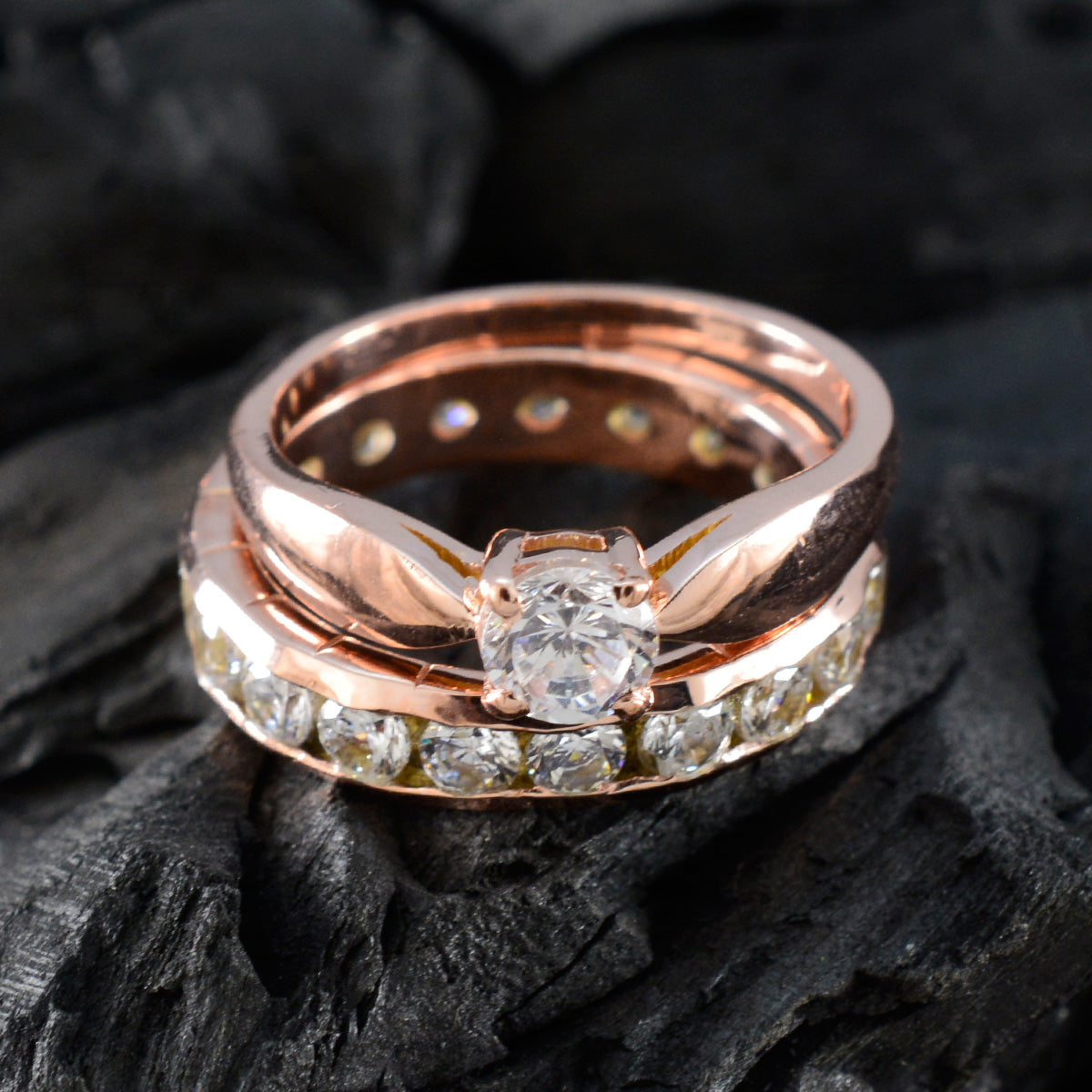 Gabriela Engagement White multiple Ring