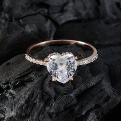 Natcha Heart White Halo Ring