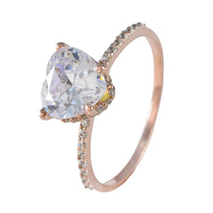 Natcha Heart White Halo Ring