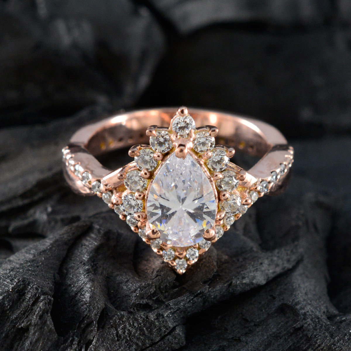 Isadora wedding White Halo Ring