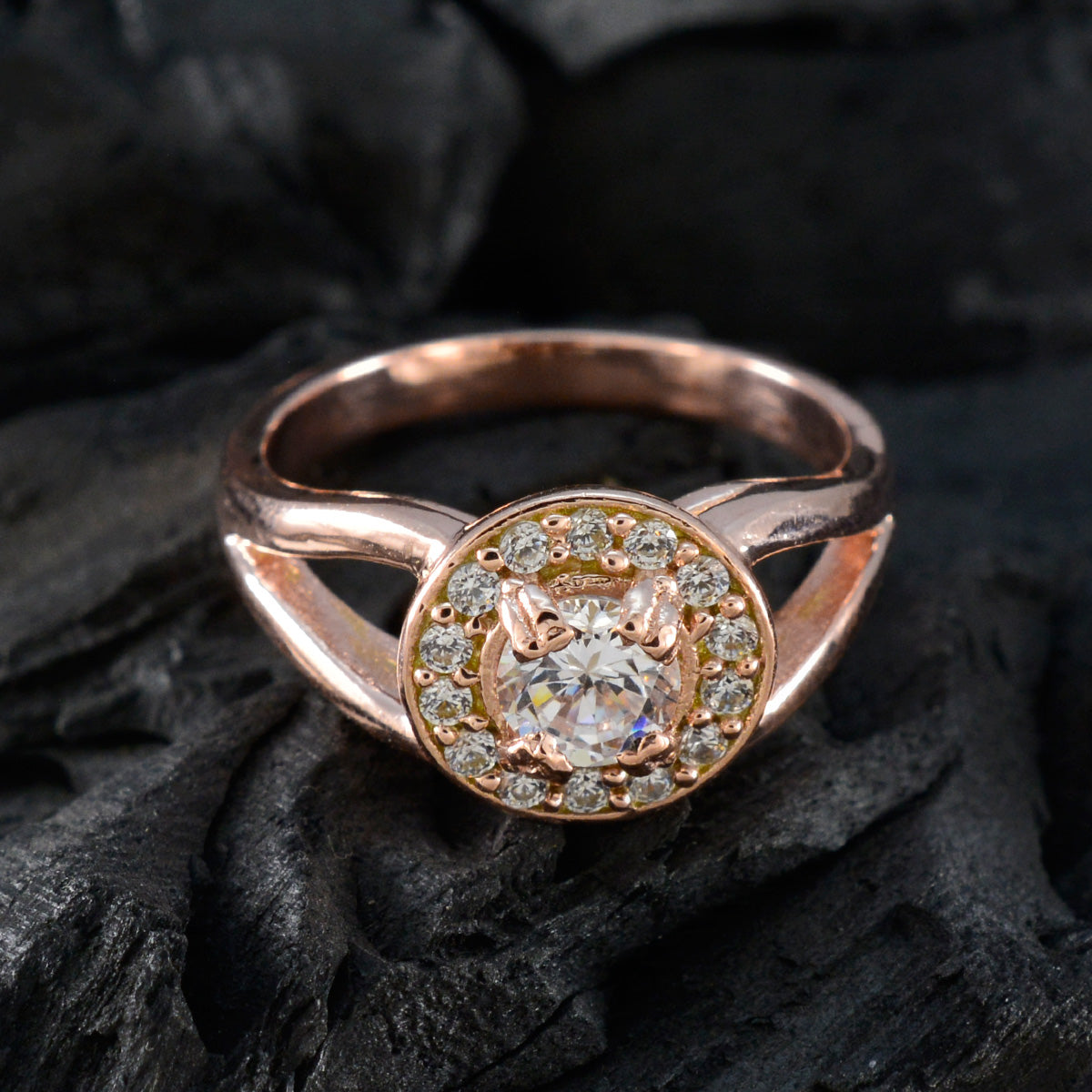 Ivana propsel White Halo Ring