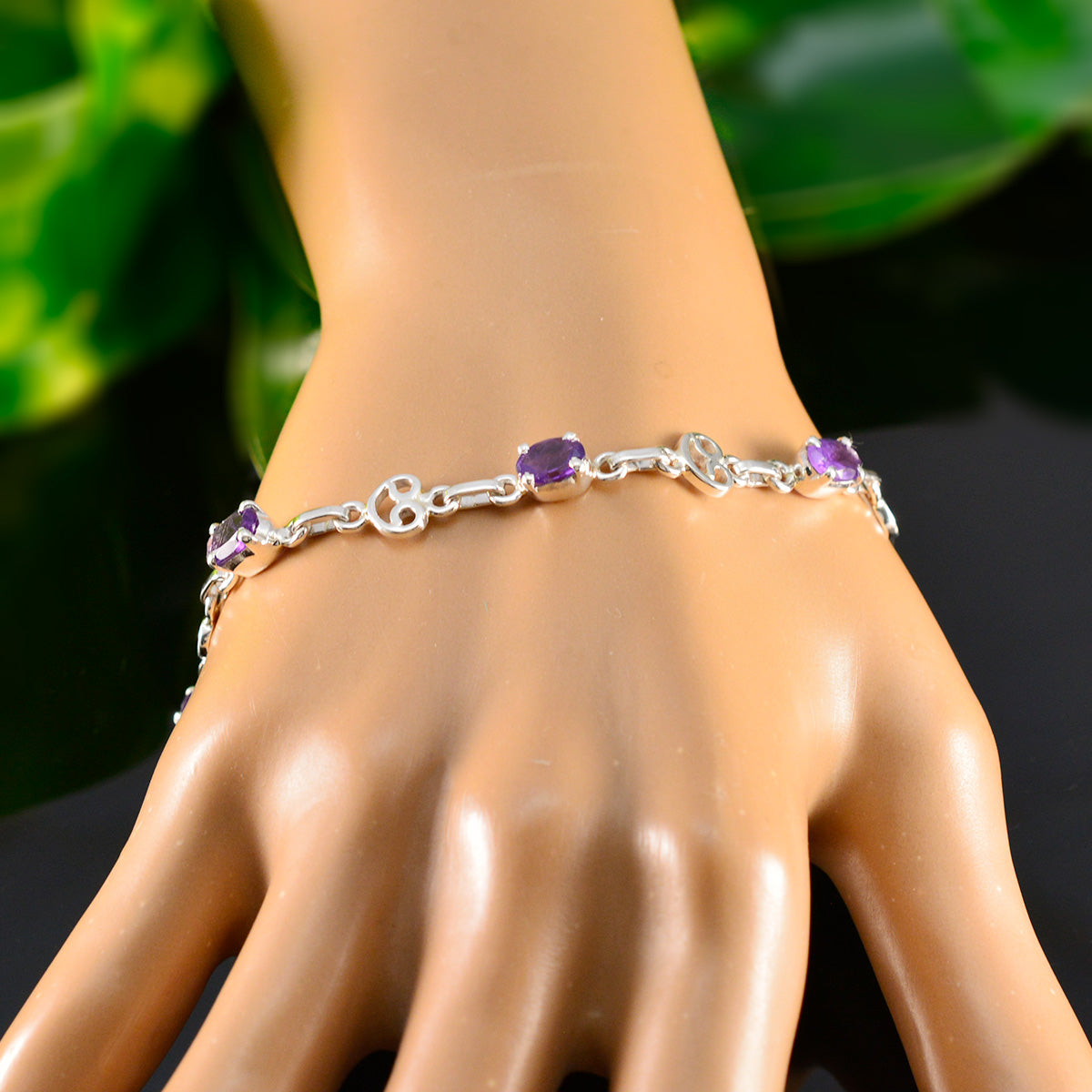 Zoey Graduation Slim Purple Links Bracelet