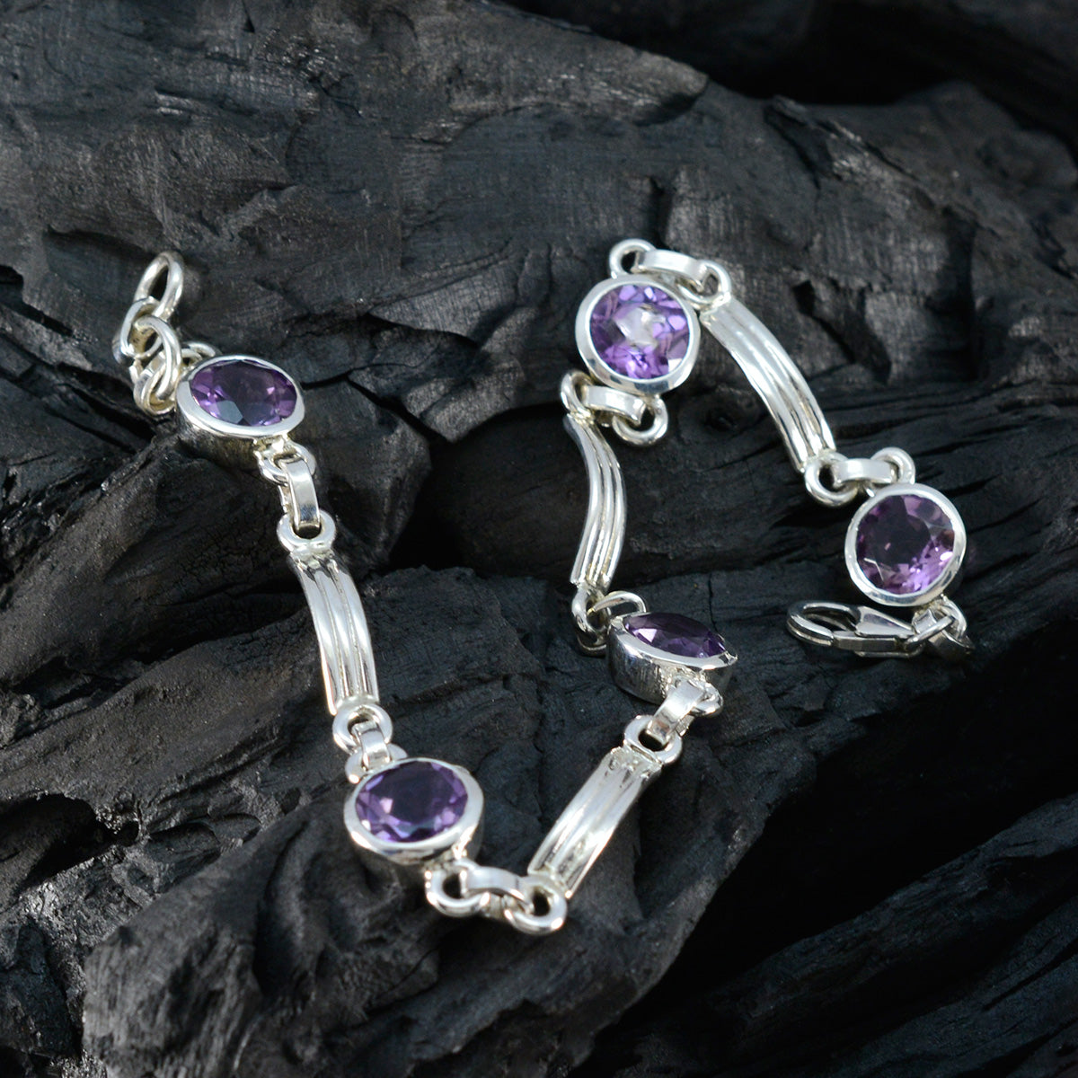 Yasmine One-of-a-Kind Featherlight Purple Links Bracelet