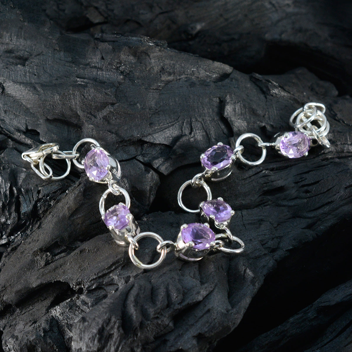 Tereza Red Carpet Slim Purple Links Bracelet