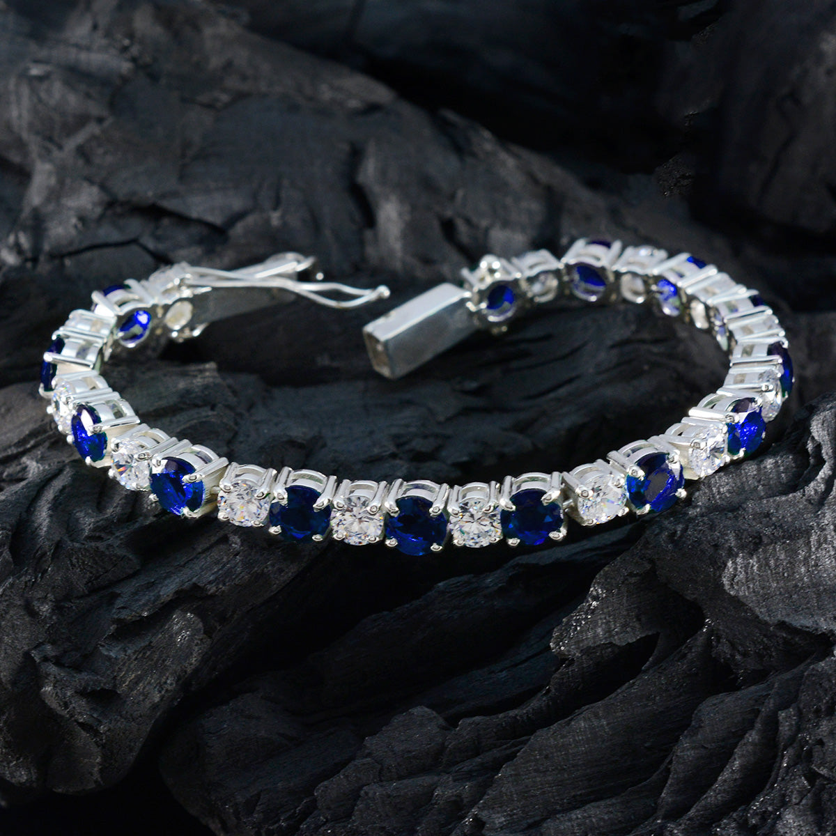 Aria Meaningful Versatile Blue Tennis Bracelet