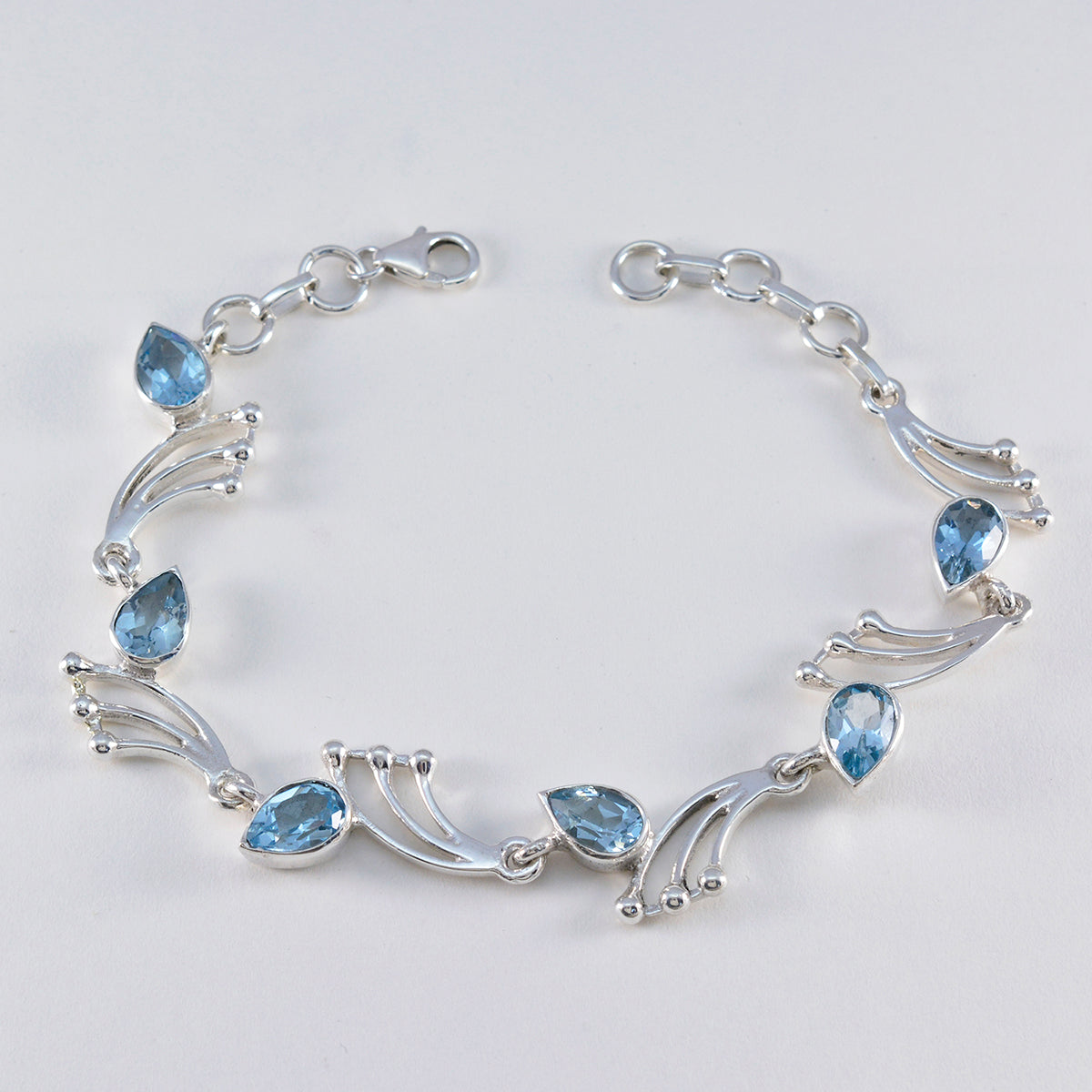 Bella Graduation Minimal Blue Links Bracelet