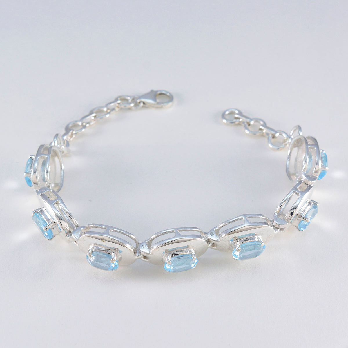Chloe Promotion Eye-catching Blue Tennis Bracelet