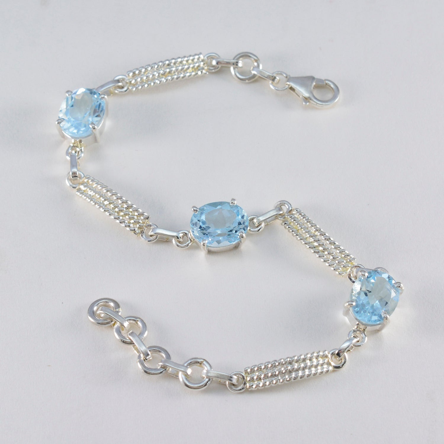 Emma Happy Slim Blue Links Bracelet