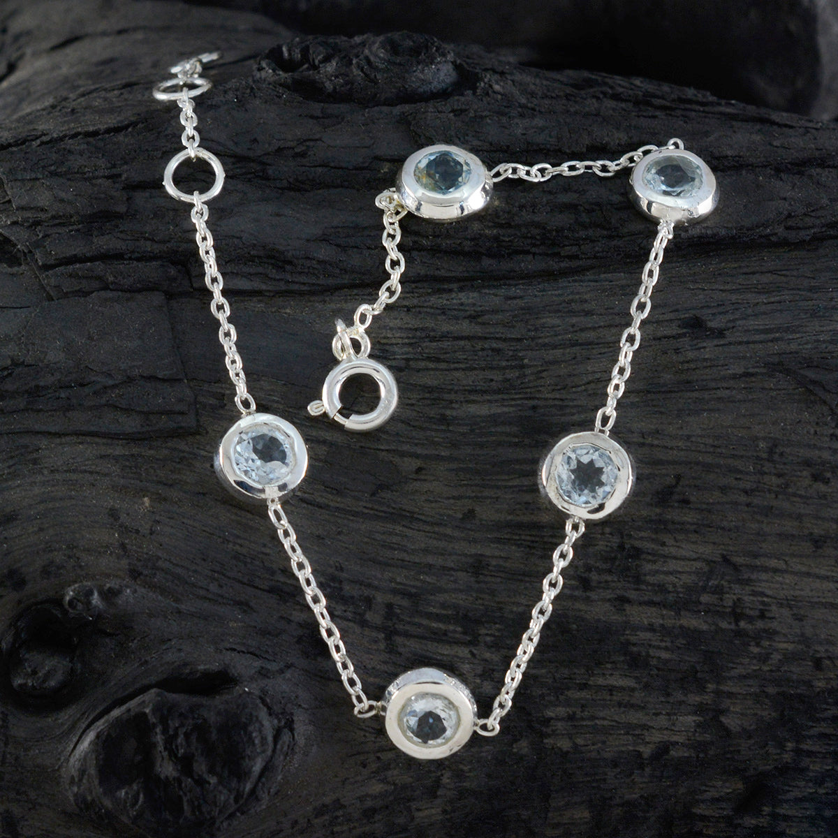 klara Casual Minimalist Blue Chain Bracelet