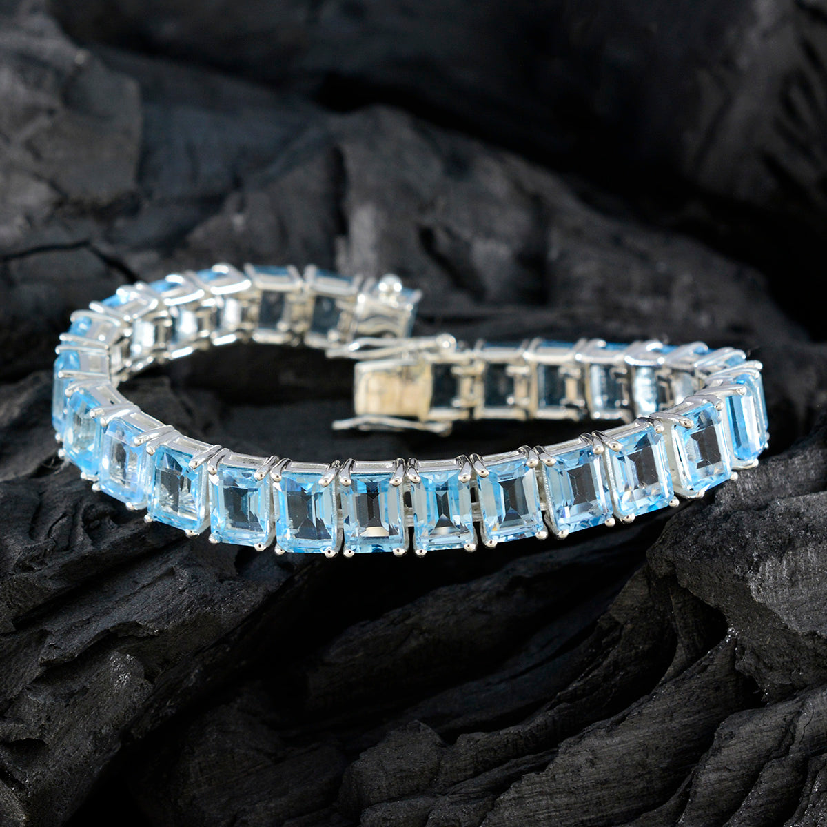 Scarlett Bhai Dooj Eye-catching Blue Tennis Bracelet