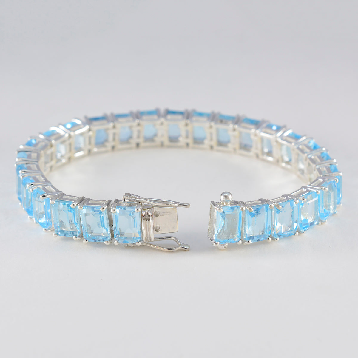Scarlett Bhai Dooj Eye-catching Blue Tennis Bracelet
