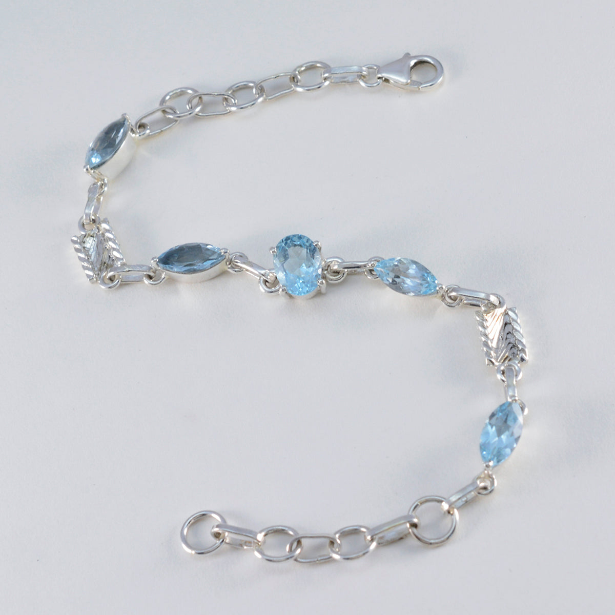 Elena Go-to Whisper-thin Blue Links Bracelet