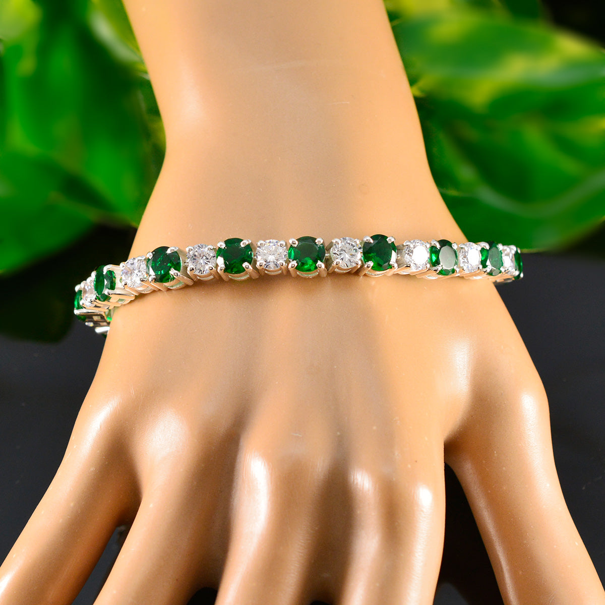 Greta Surprise Gift Essential Green Tennis Bracelet